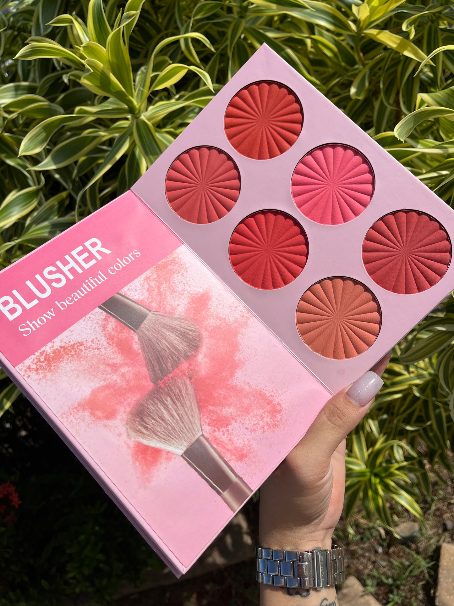 •Eyeshadow Book Palette